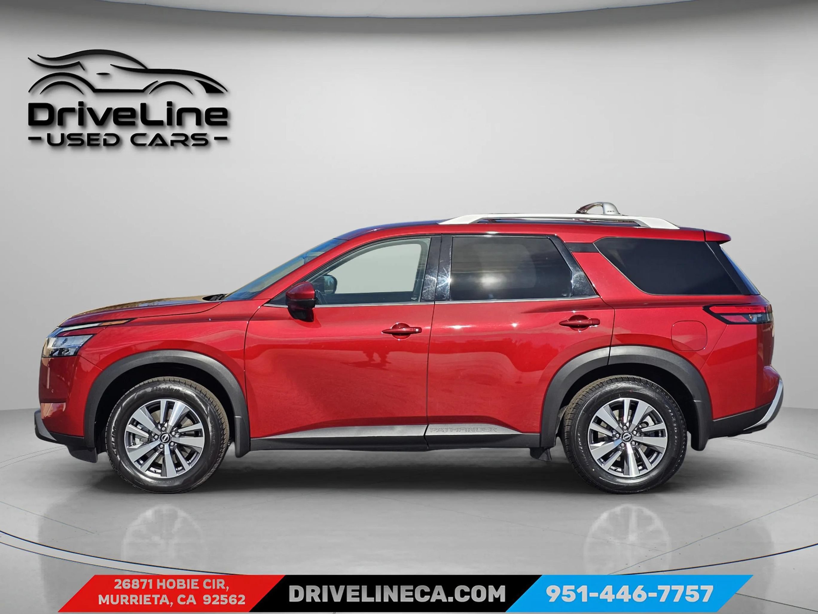 Used 2022 Nissan Pathfinder SL FWD image 12