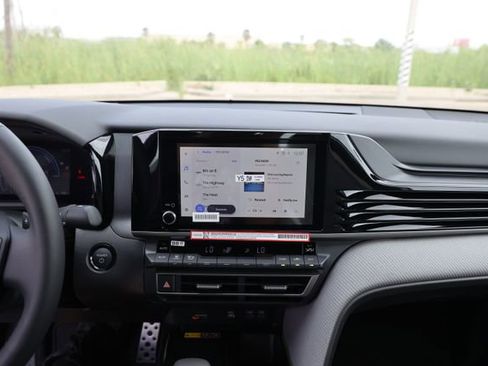 New 2026 Toyota Camry SE image 18