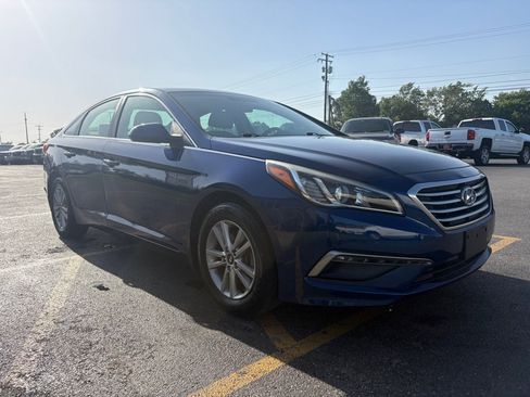 Used 2015 Hyundai Sonata SE w/ Cargo Package FWD image 4