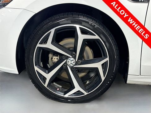 Used 2020 Volkswagen Passat 2.0T R-Line image 34