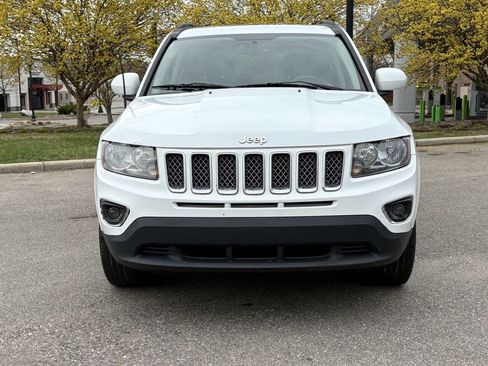 Used 2017 Jeep Compass High Altitude image 4