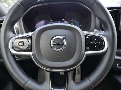 Used 2022 Volvo XC60 T8 R-Design w/ Advanced Package image 25