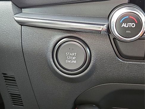 New 2026 MAZDA MAZDA3 Carbon image 28