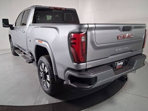 New 2026 GMC Sierra 3500 Denali w/ Denali Reserve Package AWD/4WD image 6