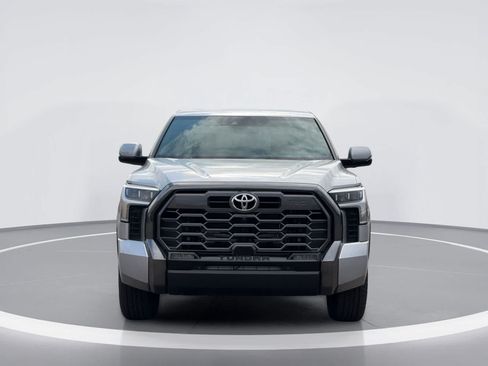 Used 2026 Toyota Tundra Platinum w/ TRD Off-Road Package AWD/4WD image 4