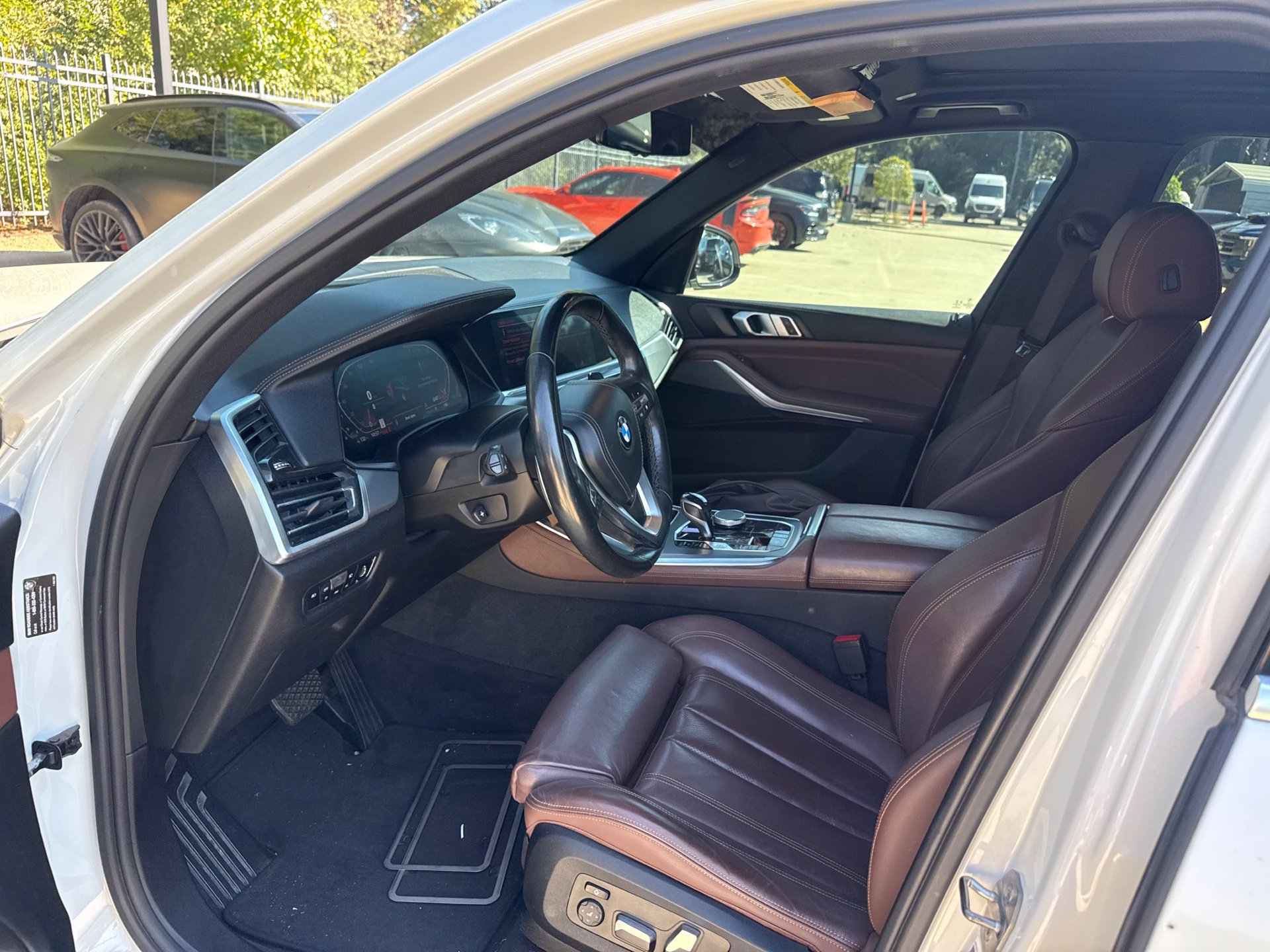 Used 2019 BMW X5 xDrive40i w/ Convenience Package AWD/4WD image 9