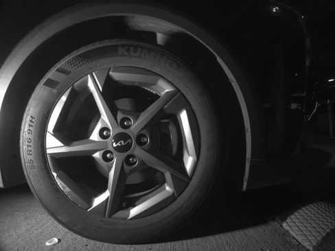 Used 2025 Kia K4 FWD image 16