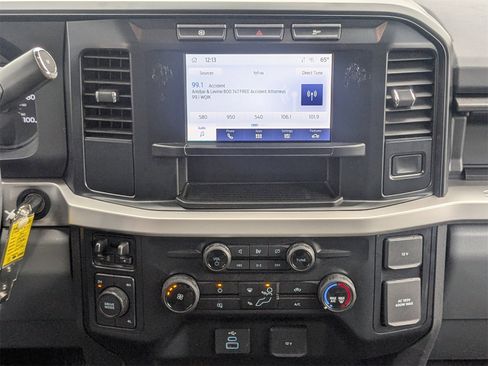 Used 2024 Ford F250 XLT image 19