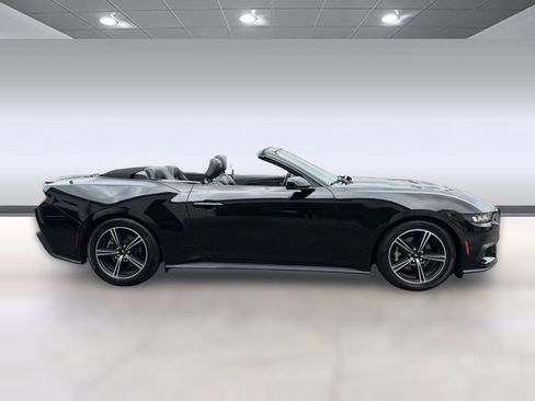 Used 2024 Ford Mustang Premium RWD image 8