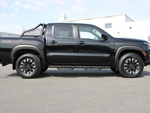Used 2023 Nissan Frontier PRO-4X w/ Pro Convenience Package AWD/4WD image 3