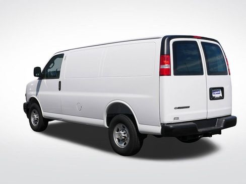 New 2026 Chevrolet Express 2500 w/ Driver Convenience Package RWD image 8