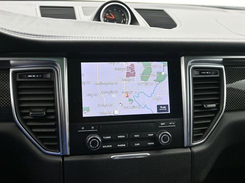 Used 2018 Porsche Macan GTS w/ Premium Package Plus image 17