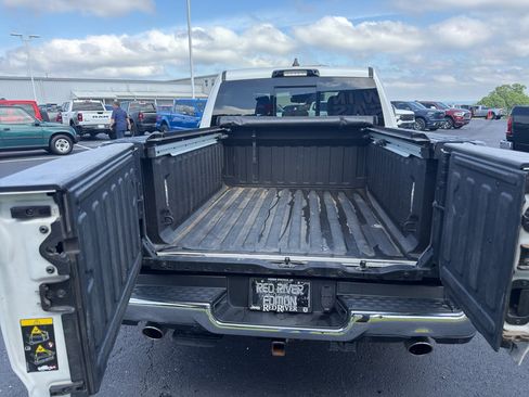 Used 2022 RAM 1500 Limited AWD/4WD image 16