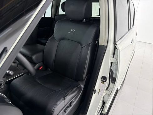 Used 2014 INFINITI QX80 4WD w/ Theater Package image 13