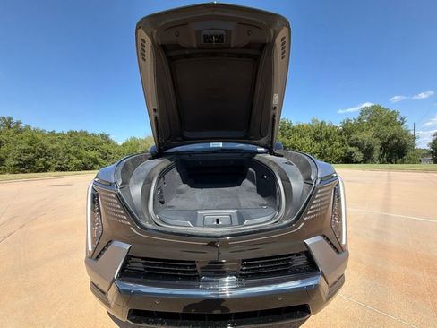 Used 2026 Cadillac Escalade IQ Sport 2 AWD/4WD image 19