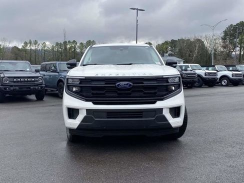 New 2025 Ford Expedition Active AWD/4WD image 8