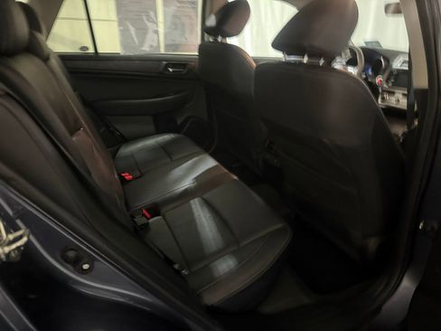 Used 2017 Subaru Outback 2.5i Limited image 24