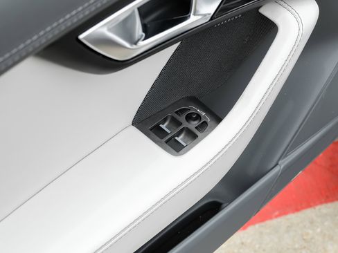 Used 2014 Jaguar F-TYPE S RWD image 36