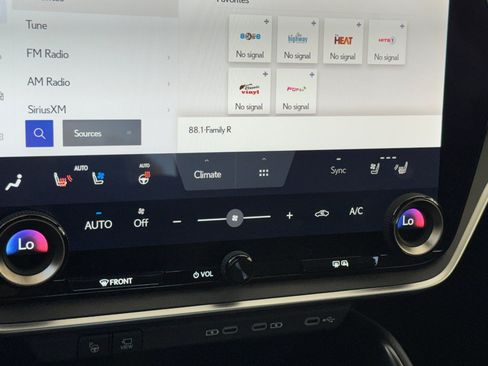Used 2024 Lexus RZ 300e Premium w/ Technology Package FWD image 26