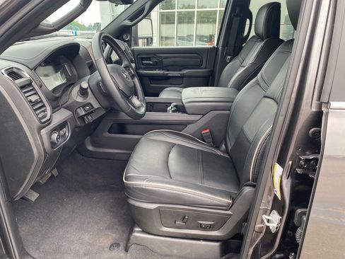 Used 2024 RAM 2500 Limited image 9