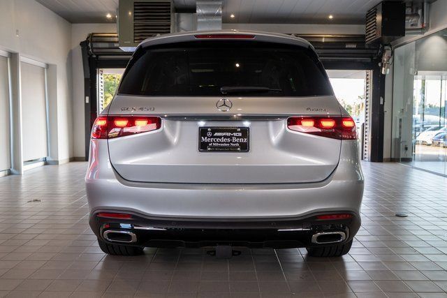 Certified 2026 Mercedes-Benz GLS 450 4MATIC image 5