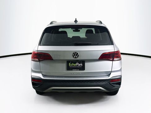 Used 2024 Volkswagen Taos S FWD image 7