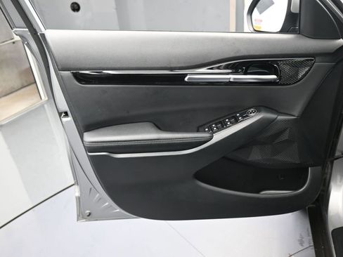 Used 2025 Kia Seltos EX w/ EX Sunroof Package image 13