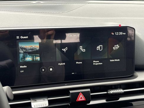 New 2026 Kia Sportage LX FWD image 25