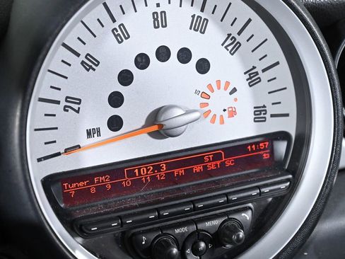 Used 2011 MINI Cooper Hardtop image 14