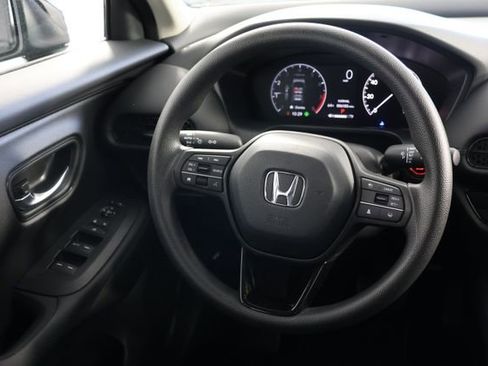 Certified 2025 Honda HR-V LX image 10