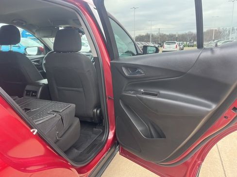 Used 2020 Chevrolet Equinox LT image 43