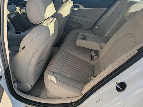 New 2026 Genesis G70 2.5T Prestige image 12