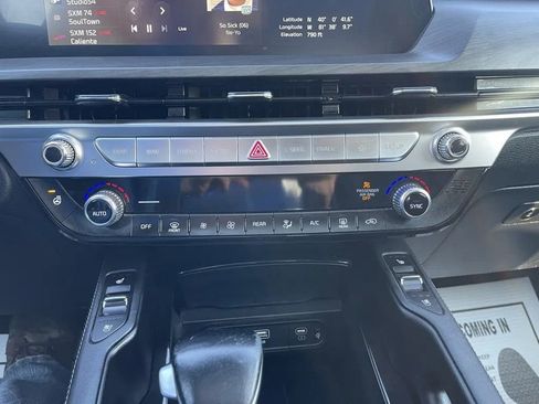 Used 2024 Kia Telluride EX X-Line image 28