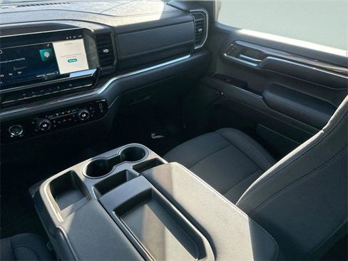 Used 2023 Chevrolet Silverado 1500 LT image 13