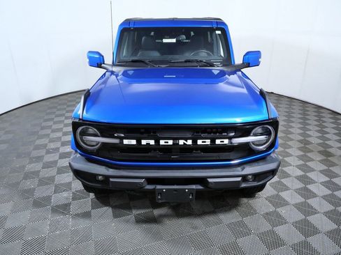 Used 2023 Ford Bronco Outer Banks AWD/4WD image 3
