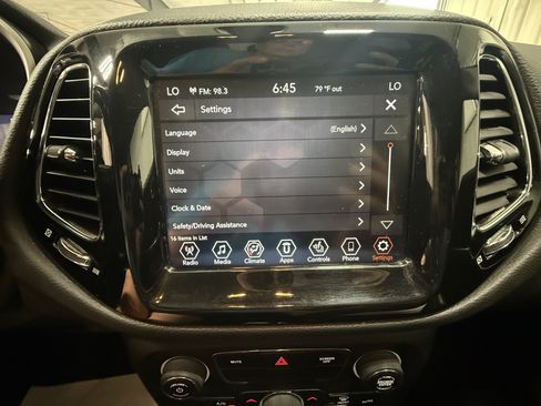Used 2019 Jeep Compass Limited AWD/4WD image 27
