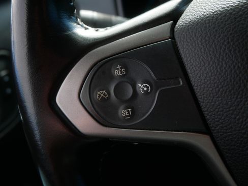 Used 2018 Chevrolet Colorado Z71 AWD/4WD image 28