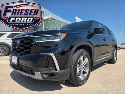 Used 2025 Honda Pilot EX-L