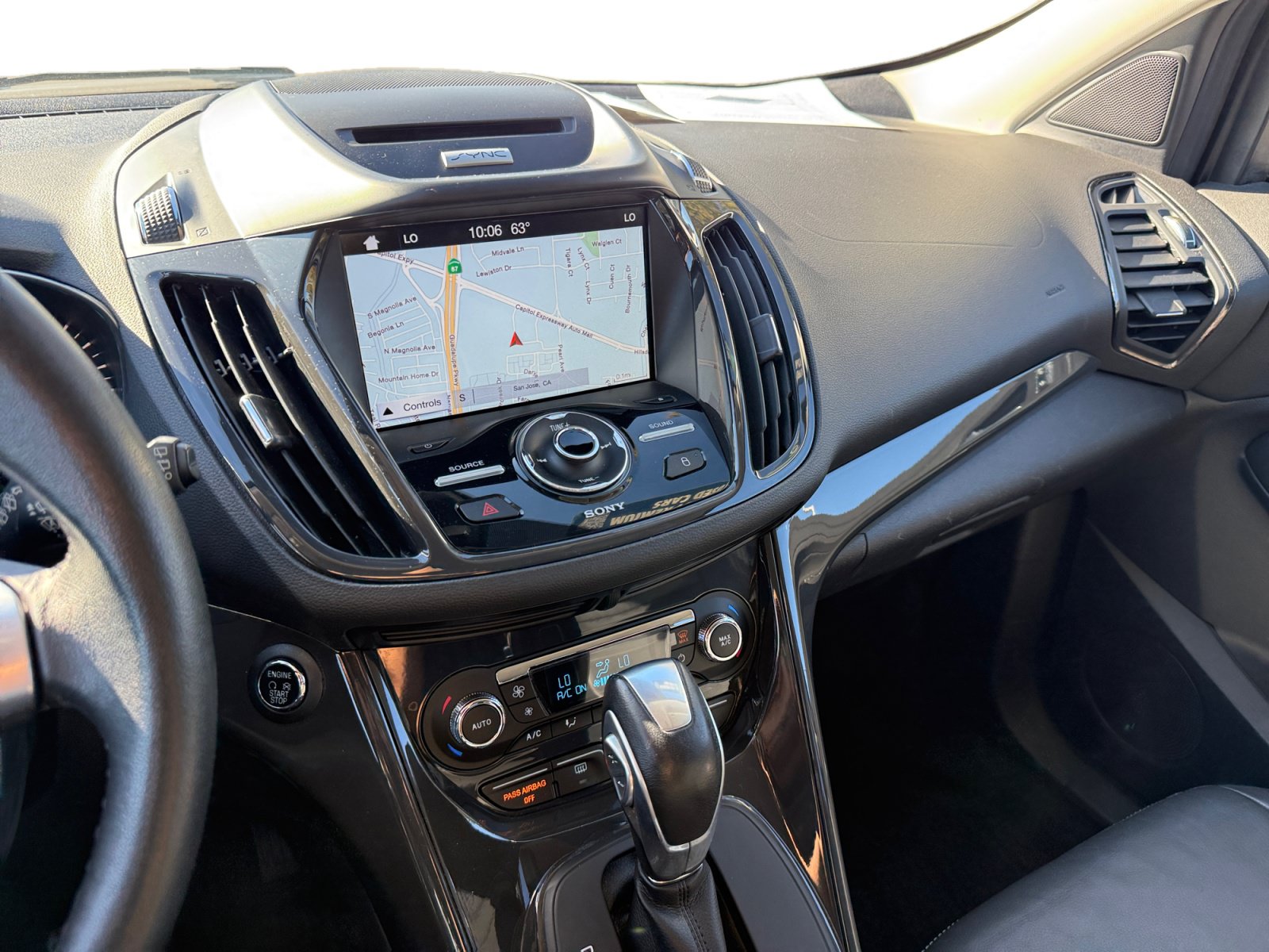 Used 2016 Ford Escape Titanium FWD image 12