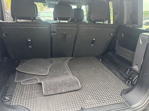 Certified 2025 Land Rover Defender 110 S AWD/4WD image 18