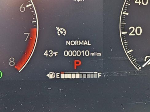 Used 2025 Honda HR-V EX-L image 27