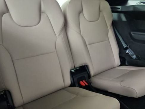 Used 2026 Volvo XC90 T8 Plus w/ Protection Package Premier AWD/4WD image 35