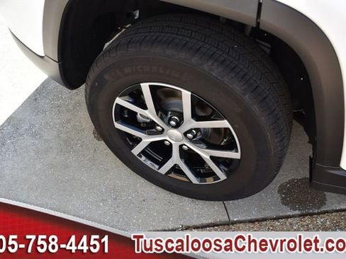 Used 2024 Jeep Grand Cherokee Limited RWD image 14