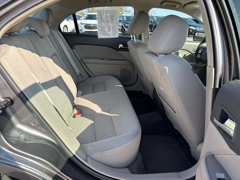 Used 2011 Ford Fusion SEL image 22