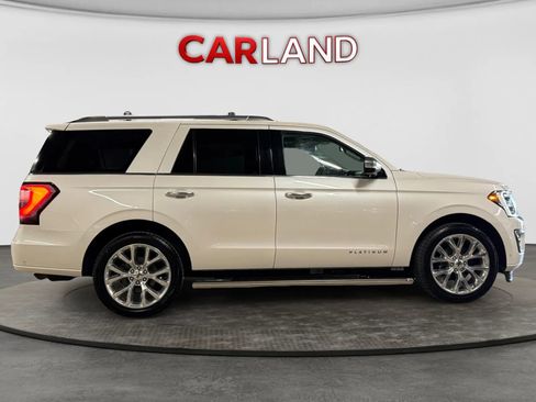 Used 2018 Ford Expedition Platinum AWD/4WD image 6