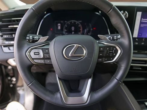 Used 2024 Lexus RX 350 FWD w/ Technology Package image 12