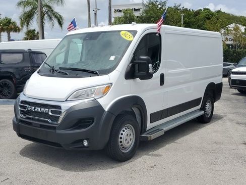 Used 2025 RAM ProMaster 2500 w/ U-Haul Equipment Group FWD image 3