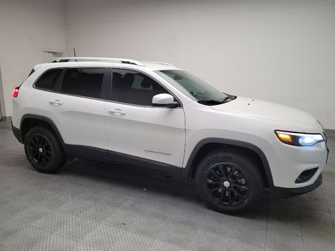 Used 2019 Jeep Cherokee Latitude w/ Popular Appearance Group AWD/4WD image 11