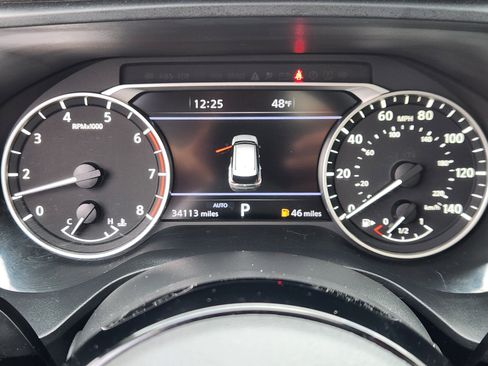 Used 2023 Nissan Rogue SL w/ SL Premium Package image 10