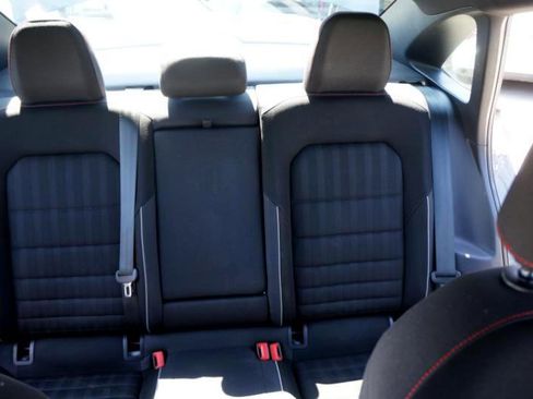 Used 2019 Volkswagen Jetta GLI image 6